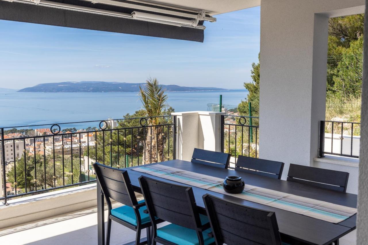 Villa Smaragd - Lapis - Luxury Apartment With Shared Pool Makarska Eksteriør bilde