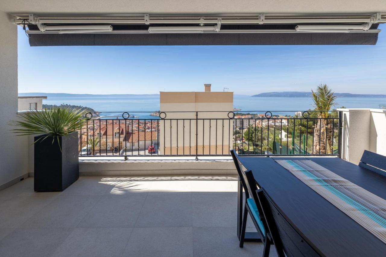 Villa Smaragd - Lapis - Luxury Apartment With Shared Pool Makarska Eksteriør bilde